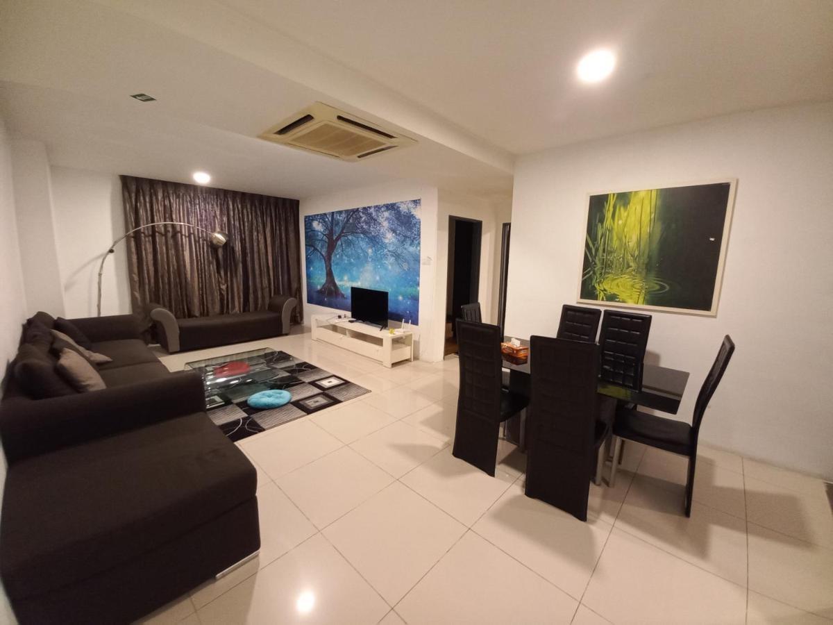 One Maxim Residence At Taragon Куала-Лумпур Екстер'єр фото