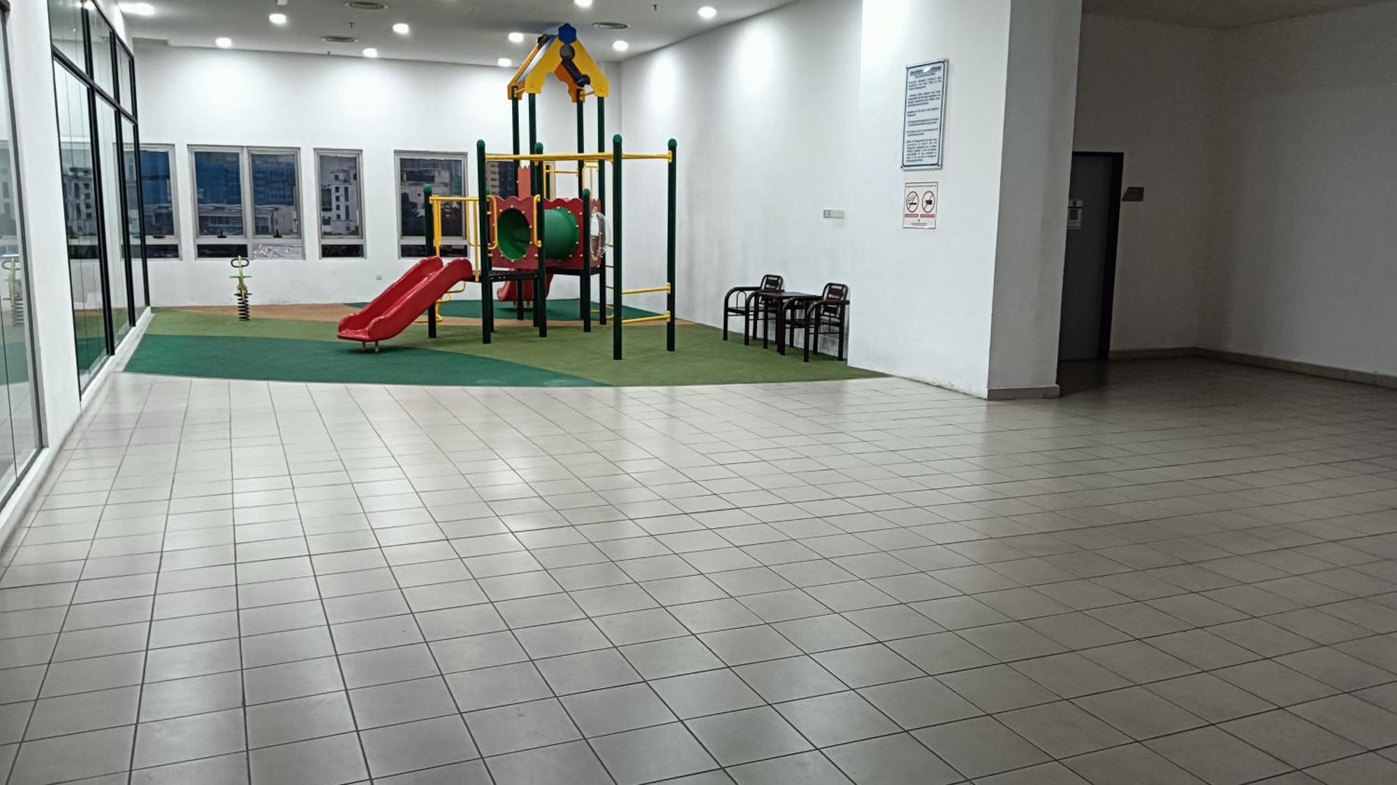 One Maxim Residence At Taragon Куала-Лумпур Екстер'єр фото