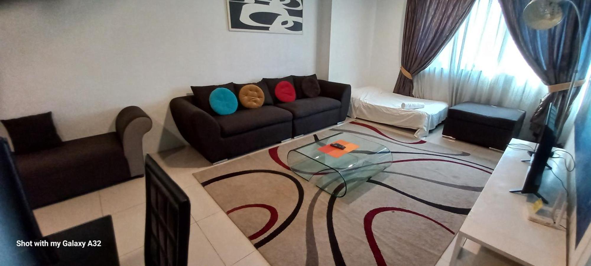 One Maxim Residence At Taragon Куала-Лумпур Екстер'єр фото